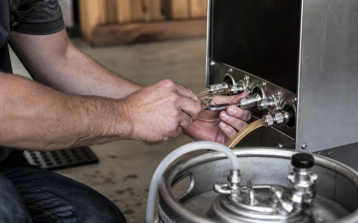 Draft beer system installation contractor